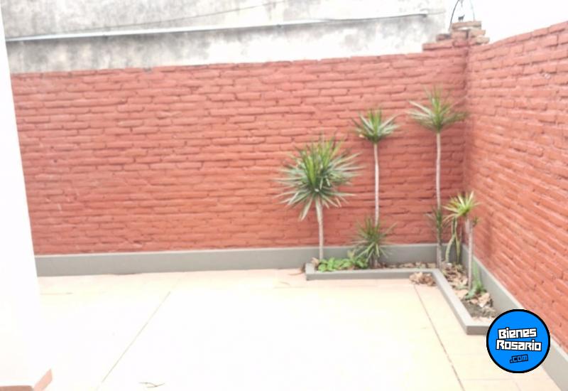 Casas - Rosario -  Alquiler