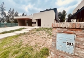 Casas - Funes - Venta
