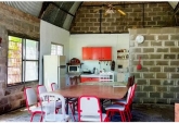 Casas - Alvarez - Venta