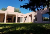 Casas - Pueblo Esther -  Alquiler