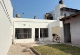 Casas - Rosario -  Alquiler