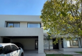 Casas - Funes - Venta