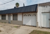 Casas - Rosario -  Alquiler