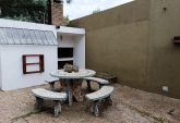 Casas - Uranga -  Alquiler
