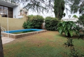 Casas - Uranga -  Alquiler
