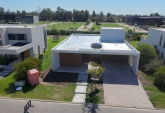 Casas - Funes - Venta