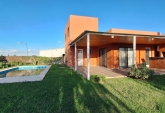 Casas - Funes - Venta