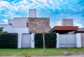 Casas - Funes - Venta