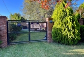 Casas - Alvarez - Venta
